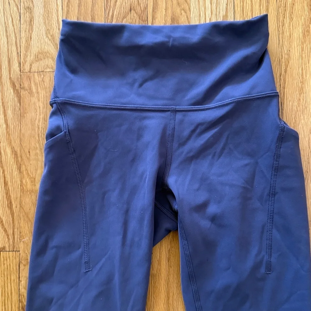 Lululemon sz 4 Wunder Train High Rise Tight Contour Fit 25